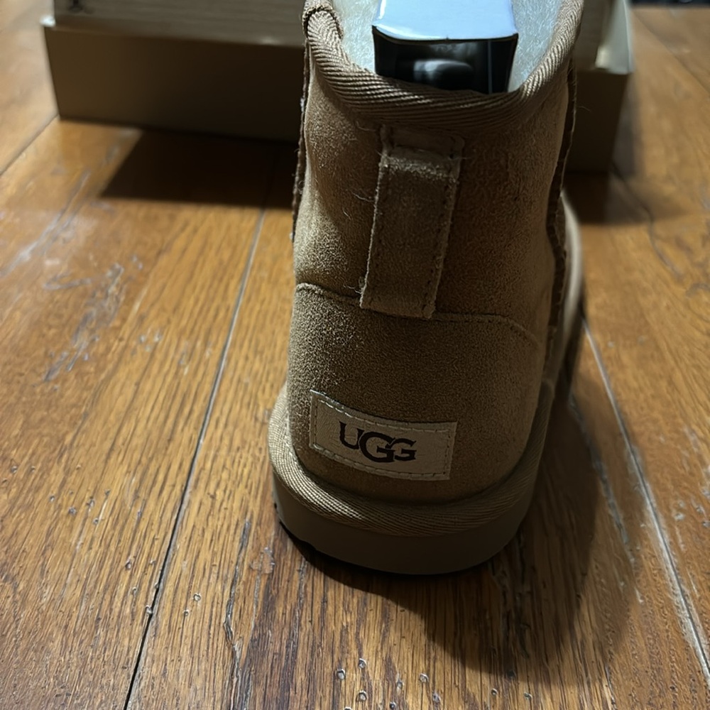 UGG classic mini ll - Picture 4 of 5
